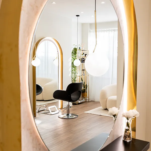 Izabella Bordignon hair styling detail